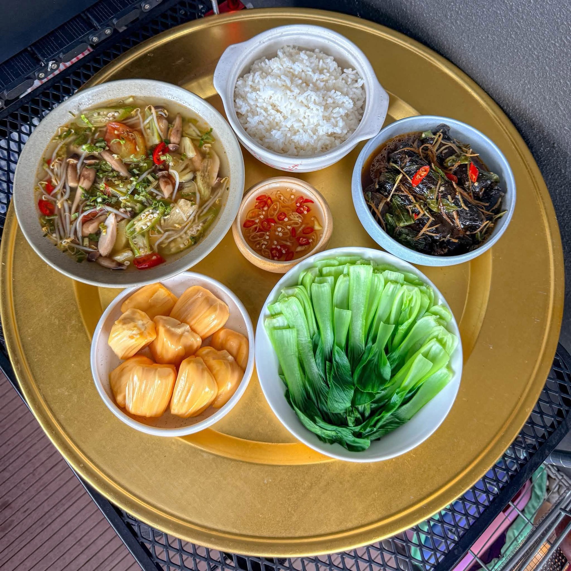 C&ocirc; g&aacute;i ăn chay 17 năm gợi &yacute; 10 m&acirc;m cơm cho th&aacute;ng Vu Lan   - Ảnh 8.