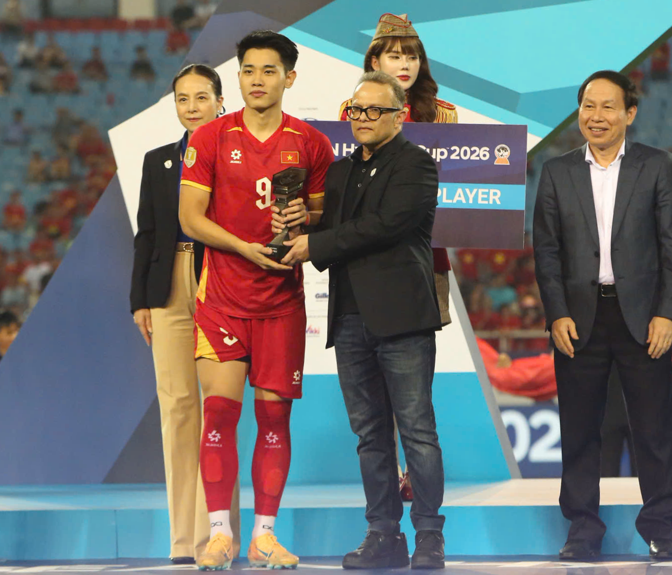Lập cú đúp danh giá, Đình Bắc ghi tên mình vào lịch sử AFF Cup - Ảnh 2. Lập cú đúp danh giá, Đình Bắc ghi tên mình vào lịch sử AFF Cup - Ảnh 2.