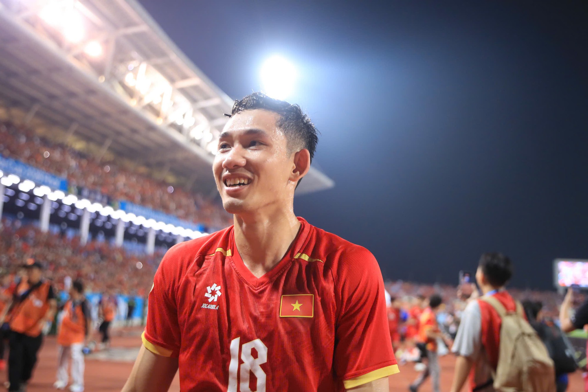 ĐT Việt Nam v&ocirc; địch ASEAN Cup 2026: HLV Kim Sang - sik v&agrave; niềm vui Duy Mạnh - Ảnh 12.