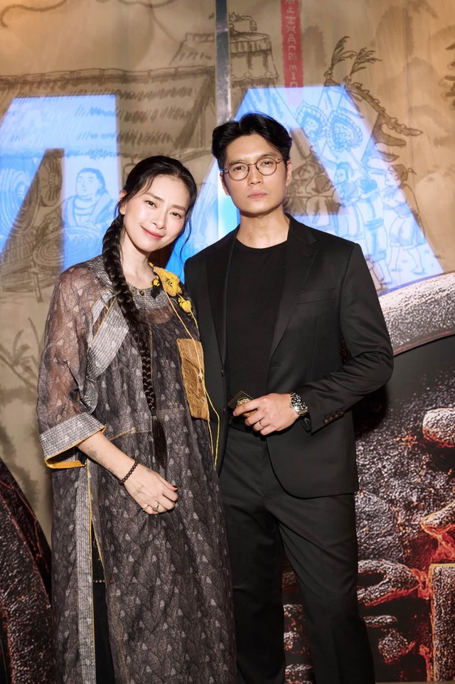 Huy Trần lên tiếng sau cái ôm của Ngô Thanh Vân và Johnny Trí Nguyễn - Ảnh 2. Huy Trần lên tiếng sau cái ôm của Ngô Thanh Vân và Johnny Trí Nguyễn - Ảnh 2.