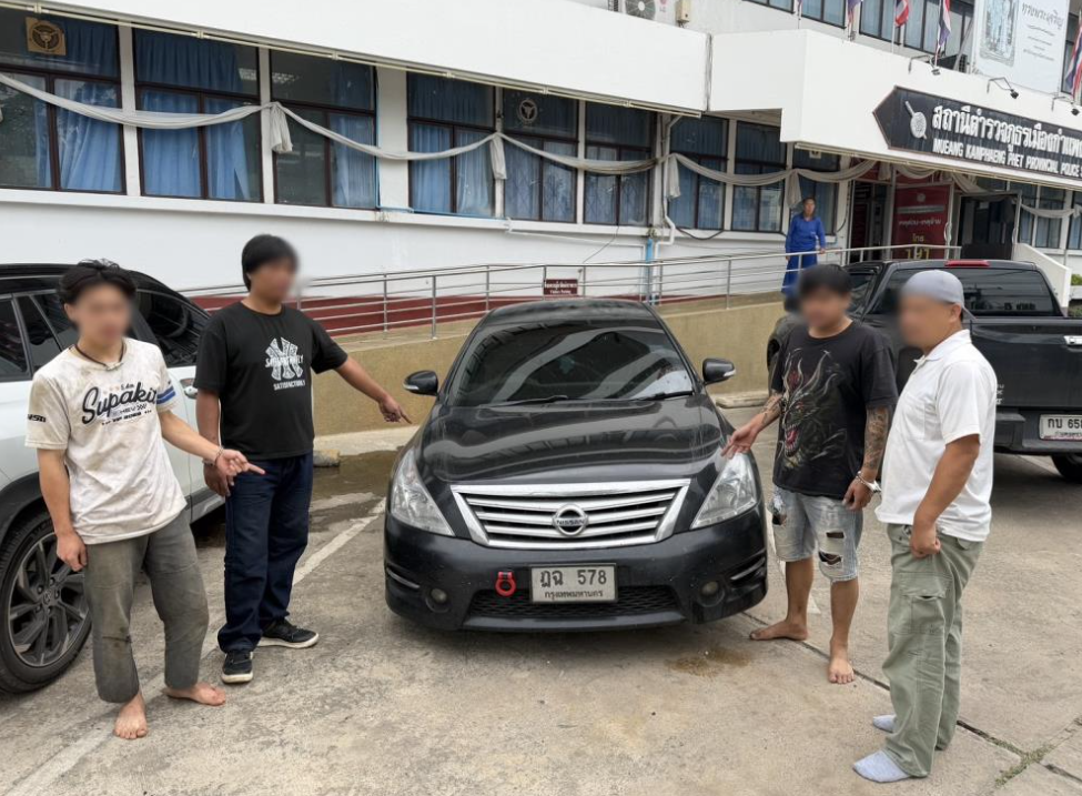 Cô gái Trung Quốc liều mình nhảy khỏi ô tô của nhóm bắt cóc khi xe chạy qua chốt cảnh sát ở Thái Lan - Ảnh 3. Cô gái Trung Quốc liều mình nhảy khỏi ô tô của nhóm bắt cóc khi xe chạy qua chốt cảnh sát ở Thái Lan - Ảnh 3.