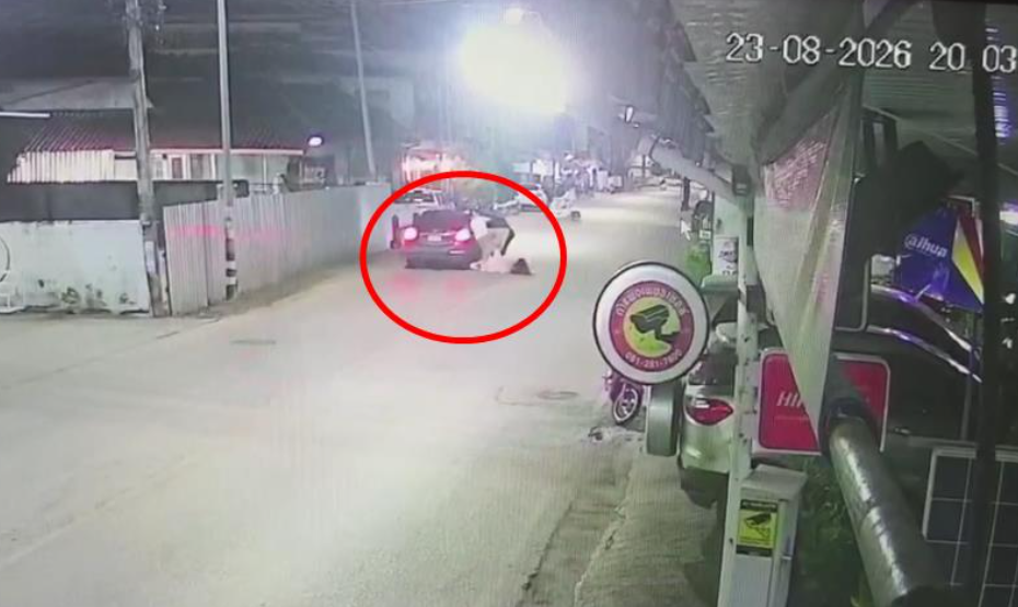 Cô gái Trung Quốc liều mình nhảy khỏi ô tô của nhóm bắt cóc khi xe chạy qua chốt cảnh sát ở Thái Lan - Ảnh 1. Cô gái Trung Quốc liều mình nhảy khỏi ô tô của nhóm bắt cóc khi xe chạy qua chốt cảnh sát ở Thái Lan - Ảnh 1.