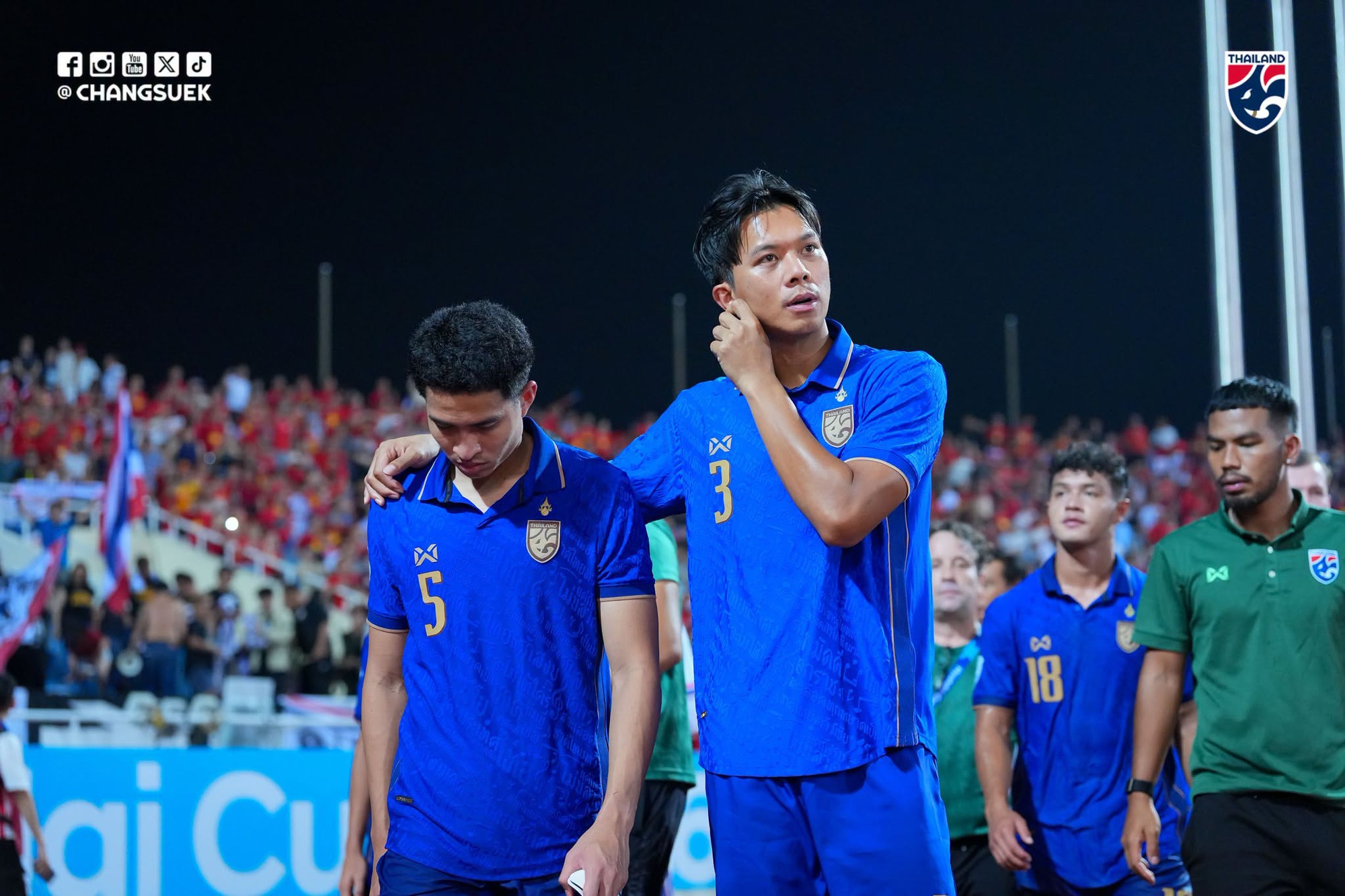 BTC AFF Cup bất ngờ gạch t&ecirc;n ng&ocirc;i sao tuyển Việt Nam, đưa Pansa v&agrave;o danh s&aacute;ch "bầu chọn xuất sắc" - Ảnh 2.