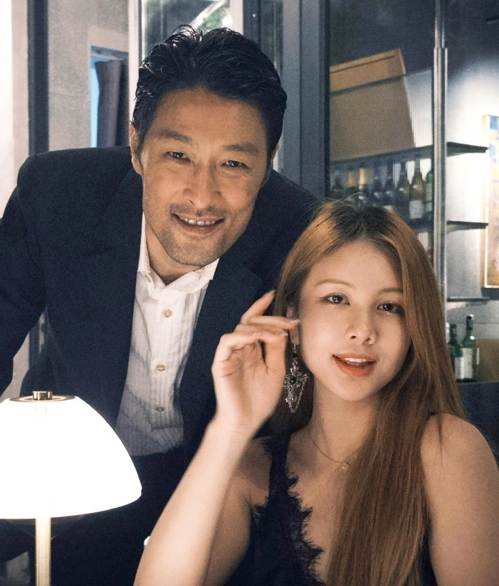 Johnny Tr&iacute; Nguyễn kh&ocirc;ng c&ocirc;ng khai bạn g&aacute;i mới v&igrave; muốn giữ sự ri&ecirc;ng tư - Ảnh 1.