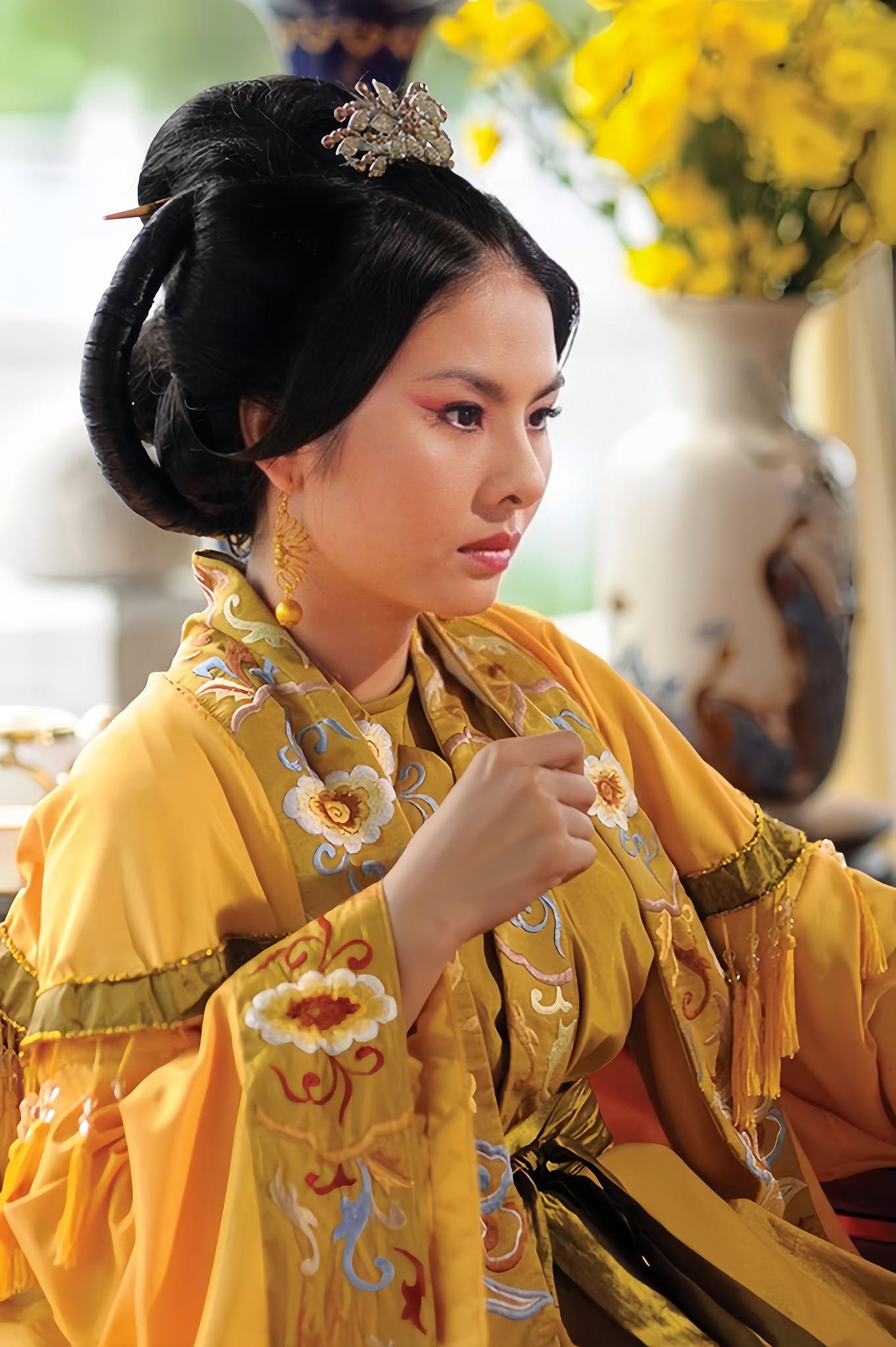 Thi&ecirc;n Mệnh Anh H&ugrave;ng - bộ phim cổ trang Việt Nam 20 năm vẫn được khen ngợi - Ảnh 4.