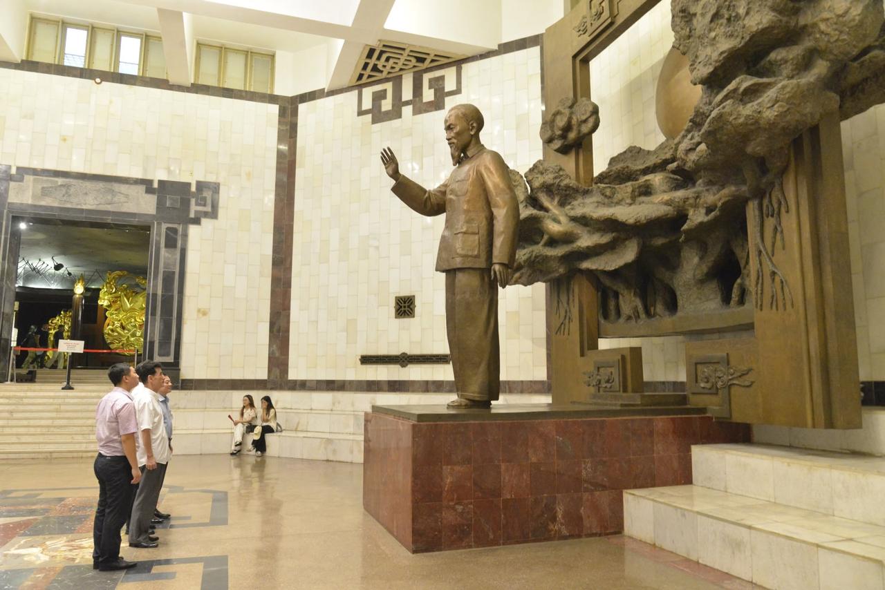 2/9 n&agrave;y ở H&agrave; Nội đi đ&acirc;u? Bảo t&agrave;ng vừa mở cửa trở lại với 9 Bảo vật quốc gia - Ảnh 2.