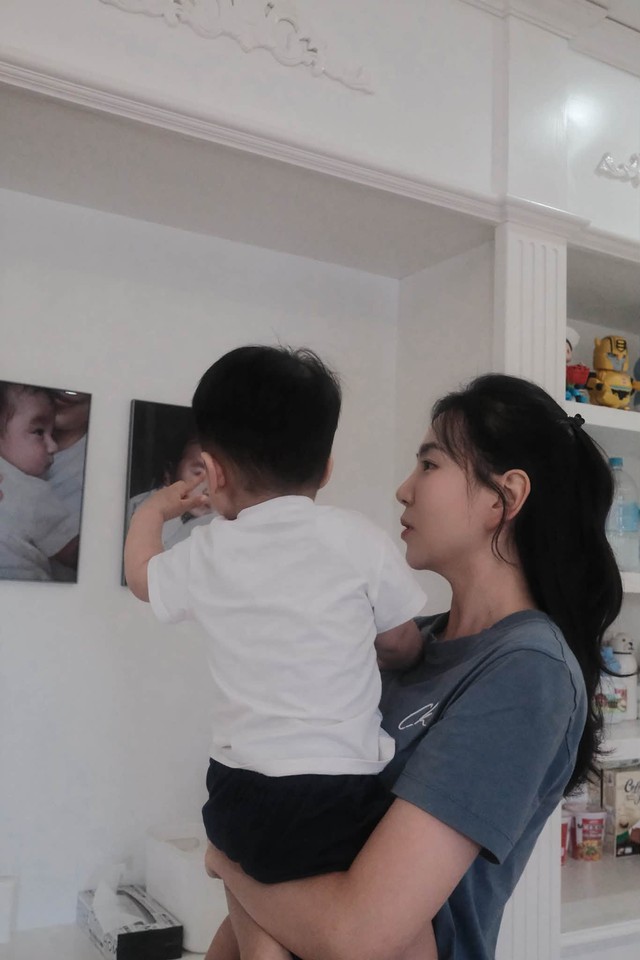 Nữ MC "lỡ 1 lần đò" được thiếu gia Bắc Ninh si mê, rước về làm vợ sống trong biệt thự to như lâu đài - Ảnh 8. Nữ MC "lỡ 1 lần đò" được thiếu gia Bắc Ninh si mê, rước về làm vợ sống trong biệt thự to như lâu đài - Ảnh 8.