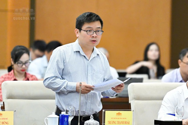 Chủ nhiệm Ủy ban Khoa học, Công nghệ và Môi trường đề nghị bổ sung cơ chế bồi thường cho người dân khi kết quả đo lường sai lệch, nhất là tại lĩnh vực điện, xăng dầu... - Ảnh 2. Chủ nhiệm Ủy ban Khoa học, Công nghệ và Môi trường đề nghị bổ sung cơ chế bồi thường cho người dân khi kết quả đo lường sai lệch, nhất là tại lĩnh vực điện, xăng dầu... - Ảnh 2.