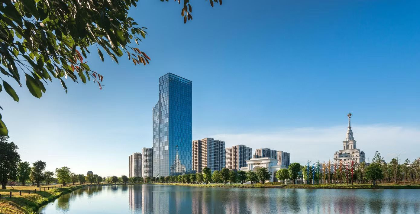 Tập đo&agrave;n của tỷ ph&uacute; Phạm Nhật Vượng c&oacute; 1 t&ograve;a th&aacute;p 45 tầng, cao gần 200m, ti&ecirc;u chuẩn tương đương &ldquo;đại bản doanh&rdquo; Apple, Intel, từng được trao giải thưởng tại Mỹ - Ảnh 3.