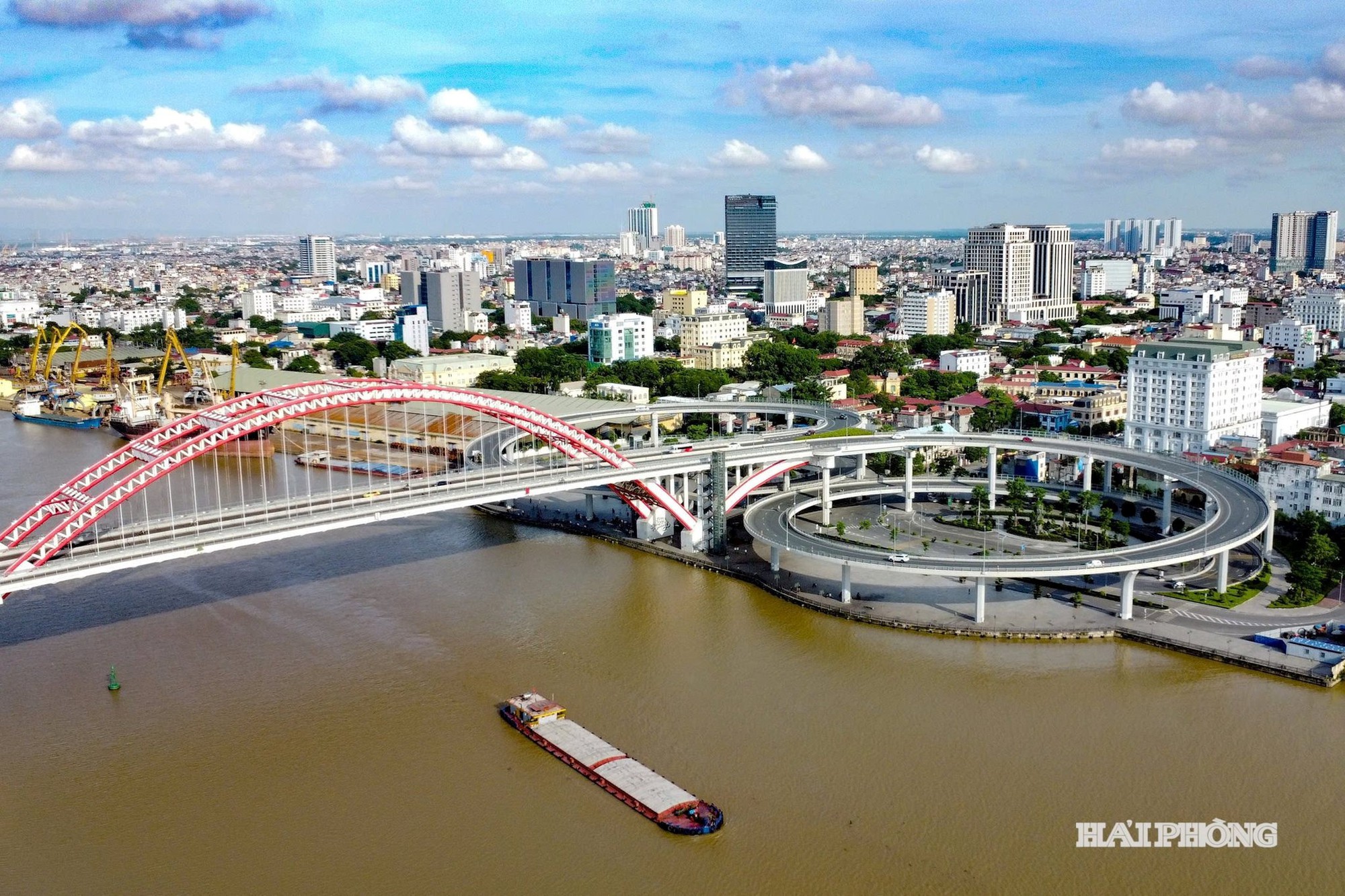 Cầu Nguyễn Tr&atilde;i: Si&ecirc;u c&ocirc;ng tr&igrave;nh 6 . 200 Tỷ đồng bắc qua s&ocirc;ng Cấm Hải Ph&ograve;ng - Ảnh 5.