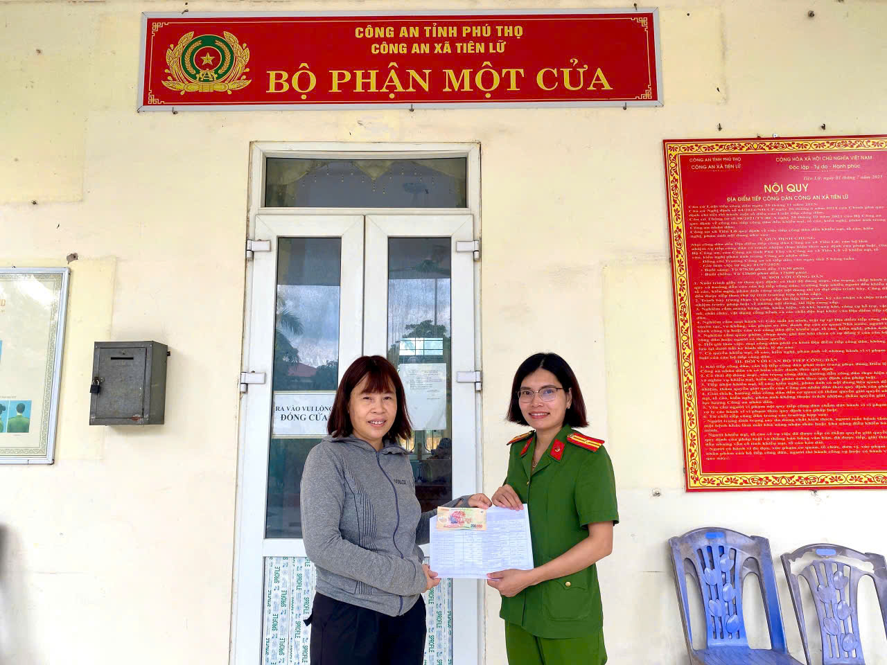 C&ocirc;ng an hỗ trợ ho&agrave;n trả 7 triệu đồng chuyển nhầm tiền tại Ph&uacute; Thọ năm 2026 - Ảnh 1.
