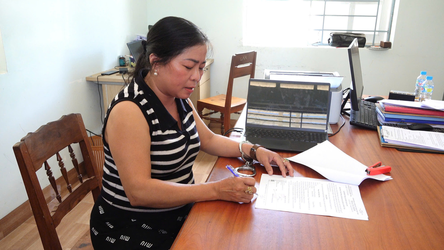 Quyết định bắt Trần Nguyễn Như Phượng và Phạm Thị Minh Thu: Xử lý vi phạm pháp luật 2026 - Ảnh 3. Quyết định bắt Trần Nguyễn Như Phượng và Phạm Thị Minh Thu: Xử lý vi phạm pháp luật 2026 - Ảnh 3.