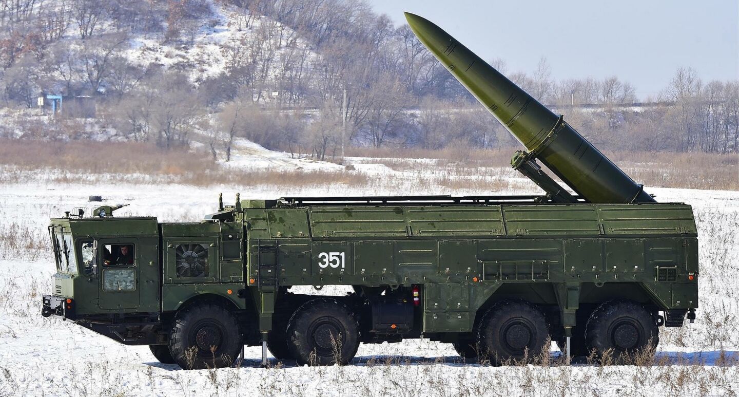 Lần đầu tiên Nga khai hỏa Iskander-1000 tấn công Ukraine, Kiev ráo riết săn bệ phóng - Ảnh 1. Lần đầu tiên Nga khai hỏa Iskander-1000 tấn công Ukraine, Kiev ráo riết săn bệ phóng - Ảnh 1.