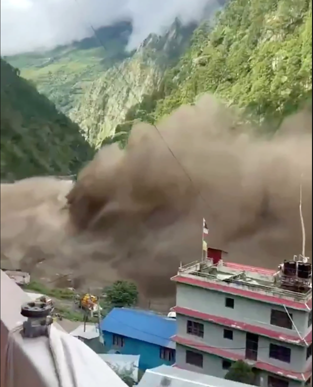 Sau lũ quét ở Nepal, giới khoa học cảnh báo dạng thảm họa có thể tạo chuỗi thiên tai chết người - Ảnh 2.
