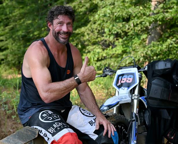 Thực hư về bức ảnh X - quang của Travis Pastrana v&agrave; những chấn thương kinh ho&agrave;ng - Ảnh 3.