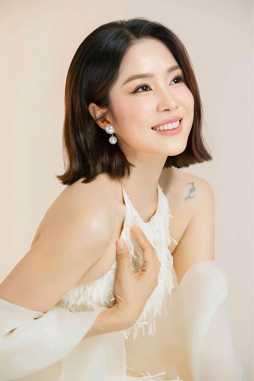 Mỹ nh&acirc;n Vbiz &ecirc; chề v&igrave; bị cắt 3 vai diễn c&ugrave;ng l&uacute;c: Giờ đ&oacute;ng phim n&agrave;o cũng hot, giảm 30kg đẹp n&aacute; thở - Ảnh 1.