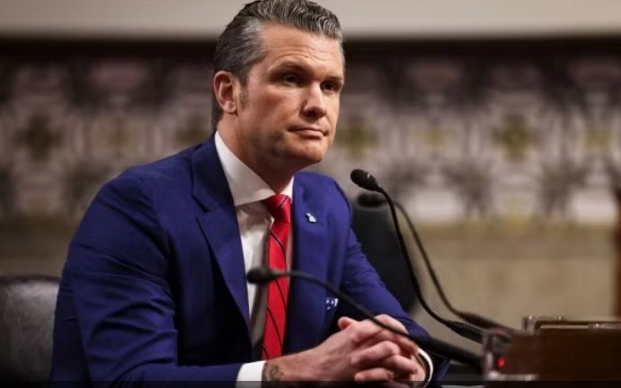 &Ocirc;ng Trump n&oacute;i g&igrave; về khả năng Bộ trưởng Hegseth tranh cử tổng thống? - Ảnh 2.