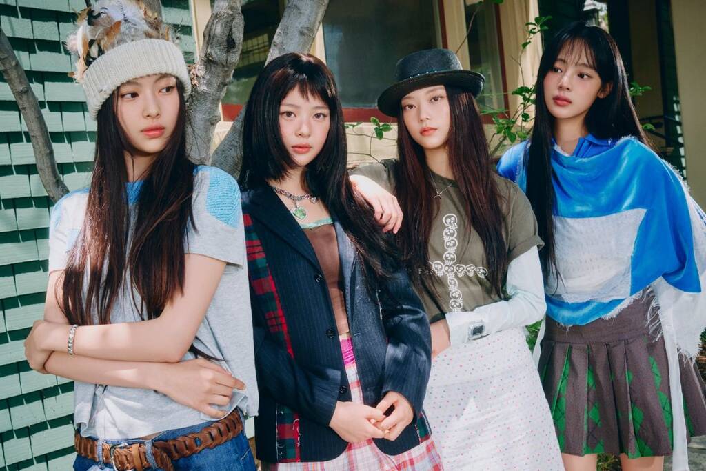 Haerin NewJeans trở lại sau 2 năm im hơi lặng tiếng vẫn là bạch nguyệt quang của showbiz - Ảnh 7. Haerin NewJeans trở lại sau 2 năm im hơi lặng tiếng vẫn là bạch nguyệt quang của showbiz - Ảnh 7.