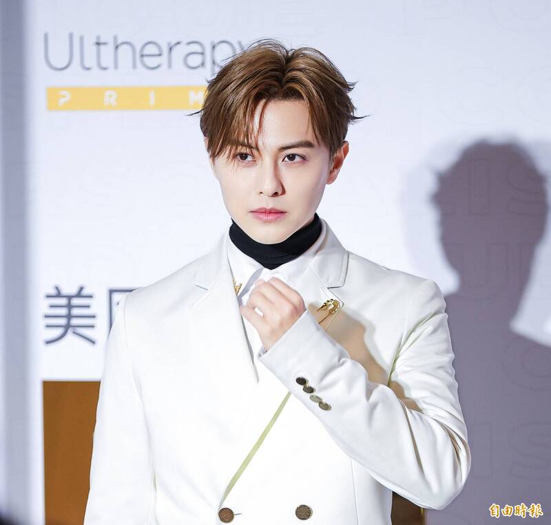 Vương Tử ngọai t&igrave;nh với vợ bạn th&acirc;n: Từ Ho&agrave;ng tử showbiz đến thảm cảnh thất nghiệp - Ảnh 1.