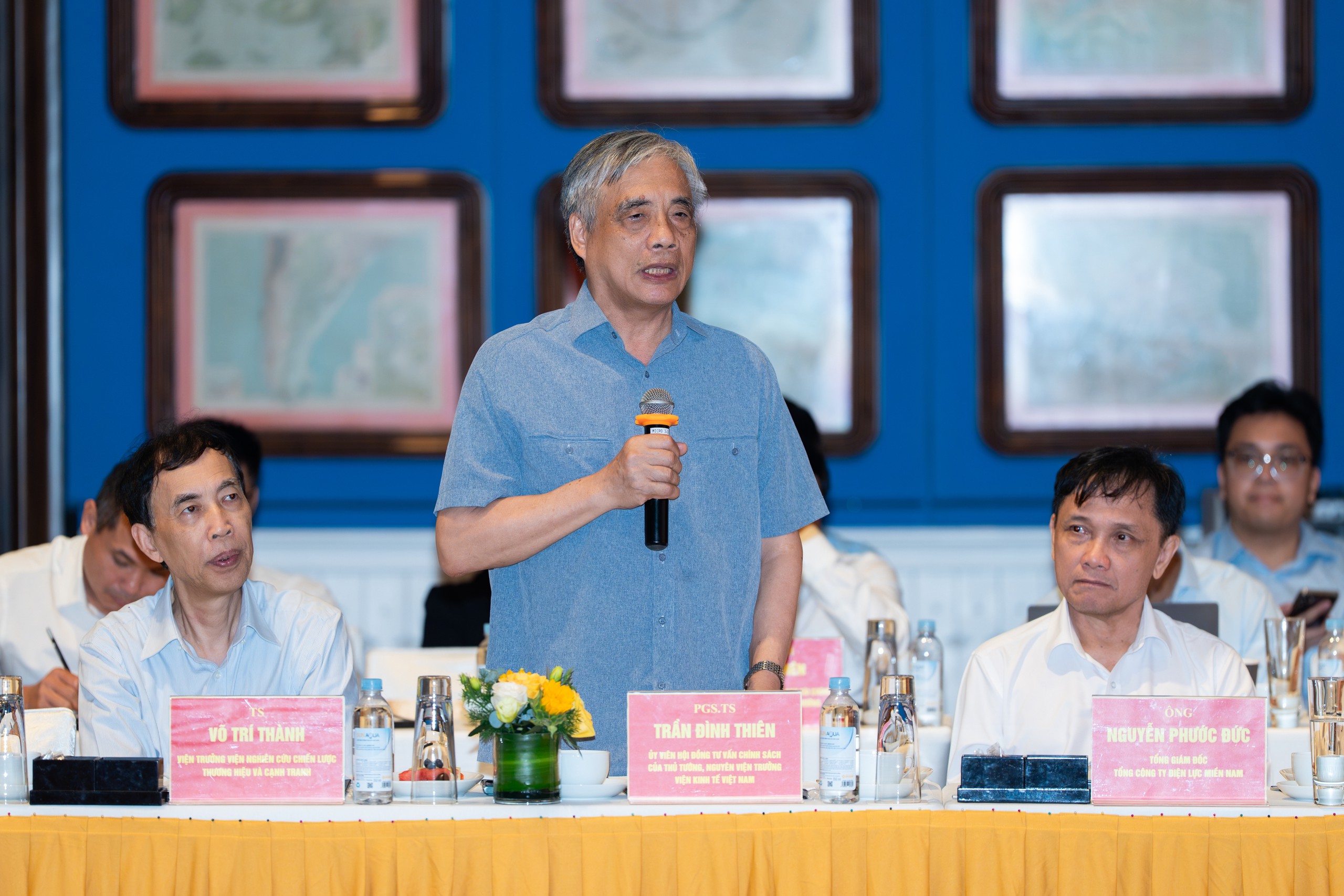 PGS.TS Trần Đình Thiên: 'Phú Quốc thay đổi chóng mặt từng ngày, APEC 2027 mở thời cơ vươn tầm thế giới' - Ảnh 2.