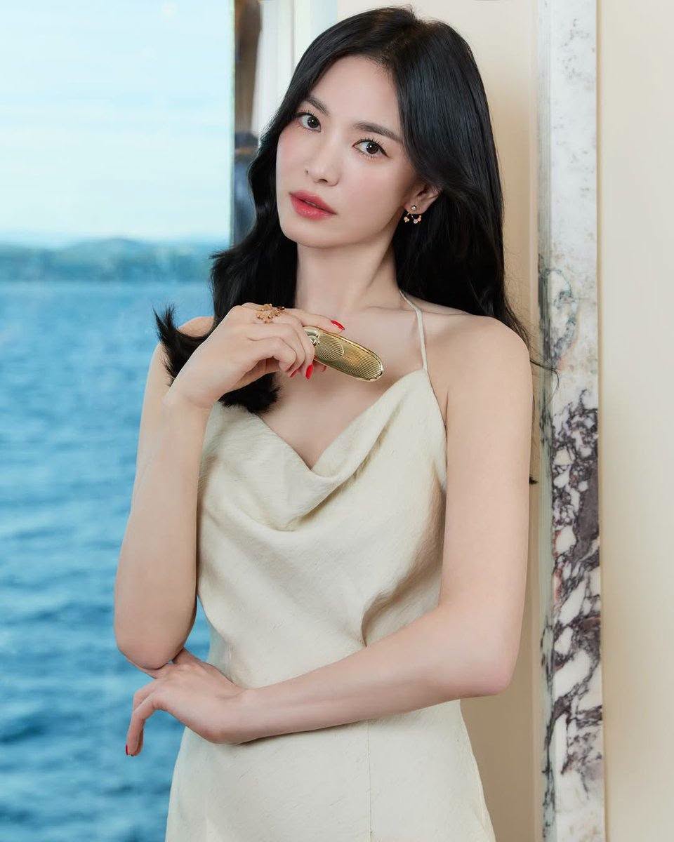 Mỹ nh&acirc;n l&agrave; bạch nguyệt quang của Sơn T&ugrave;ng M-TP v&agrave; H&agrave; Anh Tuấn: Từ đẹp kh&ocirc;ng đủ diễn tả, khen bao nhi&ecirc;u cũng thiếu- Ảnh 5.