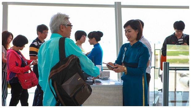 Từ bây giờ, người Việt Nam xuất, nhập cảnh tại cửa khẩu sân bay Nội Bài cần chú ý - Ảnh 3.