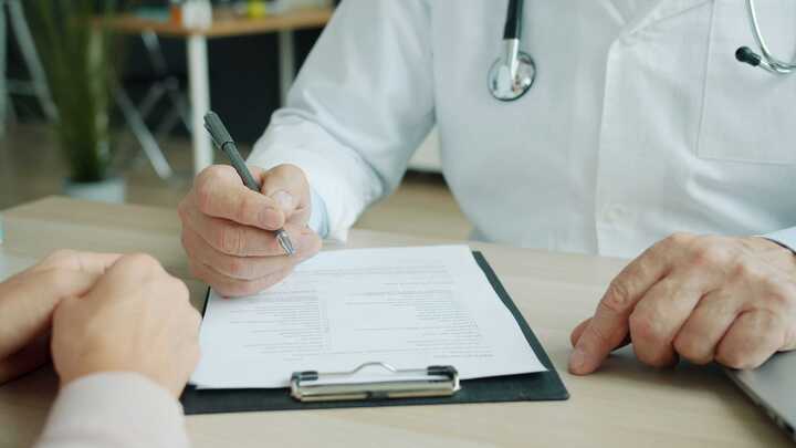 V&igrave; sao chữ b&aacute;c sỹ xấu l&agrave; 'thương hiệu to&agrave;n cầu' chứ kh&ocirc;ng ri&ecirc;ng nước n&agrave;o? - Ảnh 3.