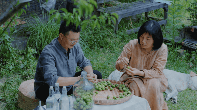 Bỏ việc ở tuổi 40, cặp vợ chồng kỹ sư về quê cải tạo nhà cổ - Ảnh 27. Bỏ việc ở tuổi 40, cặp vợ chồng kỹ sư về quê cải tạo nhà cổ - Ảnh 27.