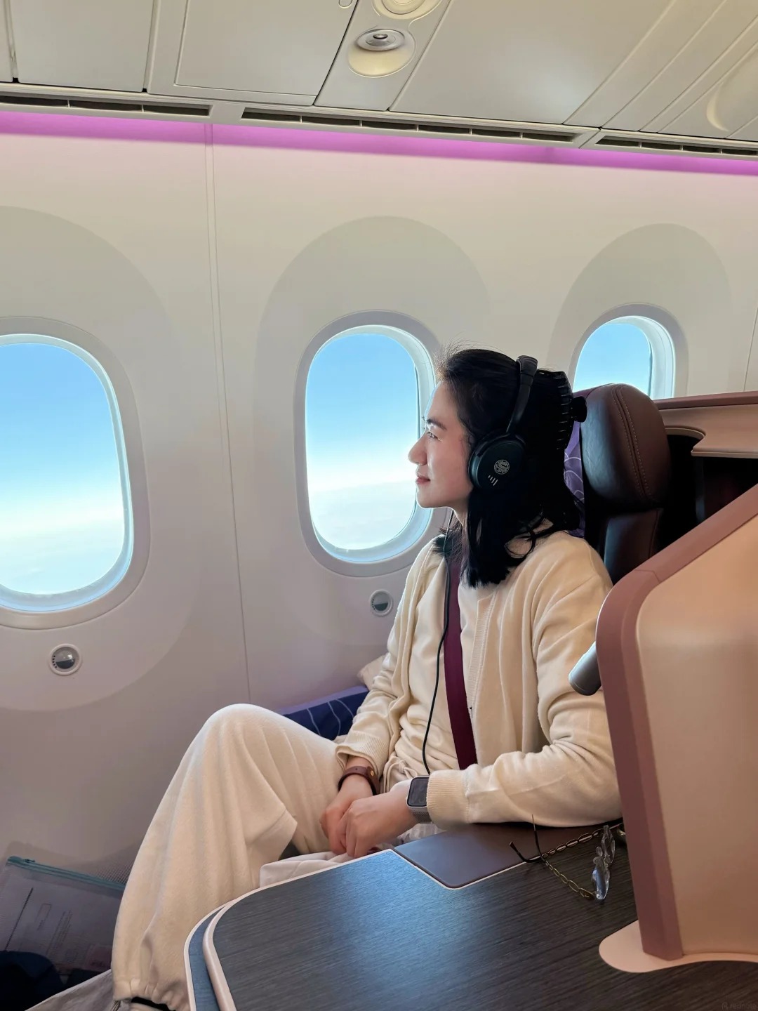 Trả th&ecirc;m 700.000 đồng để v&agrave;o ph&ograve;ng chờ VIP ở s&acirc;n bay, hơn 2 triệu đ&atilde; c&oacute; &ldquo;lối đi ri&ecirc;ng&rdquo; ở khu  - Ảnh 5.