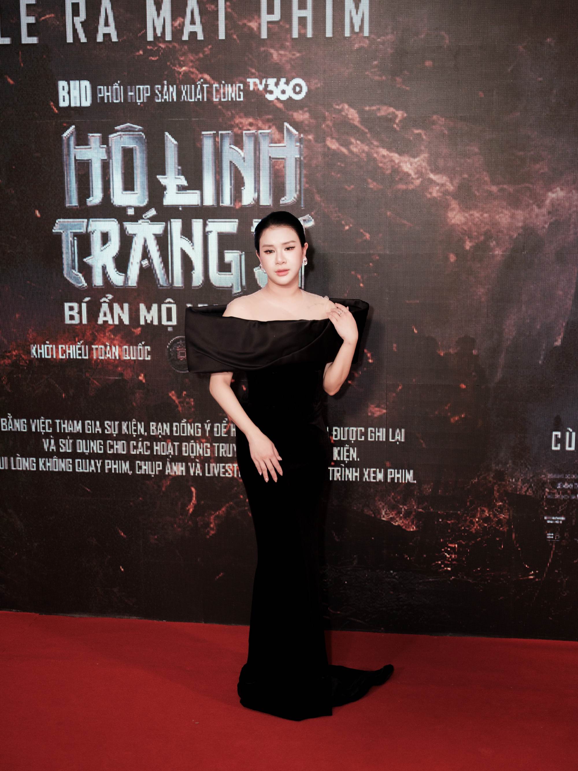 Tiêu Thố - nữ chủ quán trong Hộ linh tráng sĩ: "Tôi muốn trở thành một diễn viên điện ảnh" - Ảnh 1. Tiêu Thố - nữ chủ quán trong Hộ linh tráng sĩ: "Tôi muốn trở thành một diễn viên điện ảnh" - Ảnh 1.