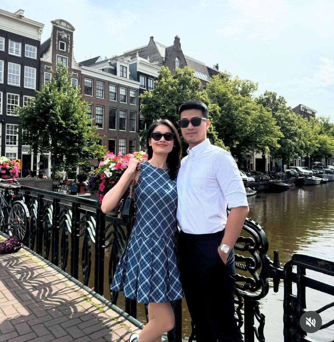 T&igrave;nh y&ecirc;u vi&ecirc;n m&atilde;n của &Aacute; hậu Th&ugrave;y Dung v&agrave; chồng tổng t&agrave;i đẹp nhất Vbiz - Ảnh 6.