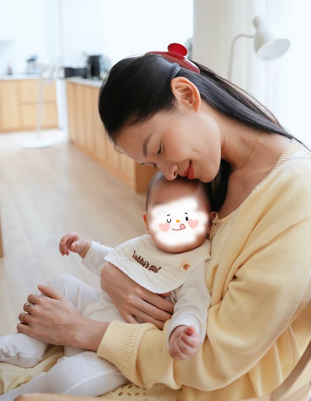 T&igrave;nh y&ecirc;u vi&ecirc;n m&atilde;n của &Aacute; hậu Th&ugrave;y Dung v&agrave; chồng tổng t&agrave;i đẹp nhất Vbiz - Ảnh 9.