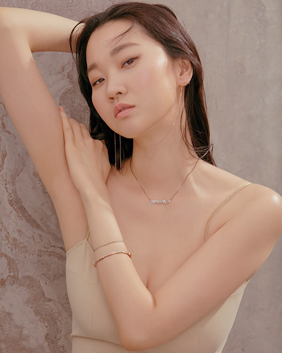 si&ecirc;u mẫu đ&igrave;nh đ&aacute;m kể chuyện bị nh&agrave; chồng ghẻ lạnh, quyết ngăn cản đ&aacute;m cưới v&igrave; l&yacute; do n&agrave;y - Ảnh 4.