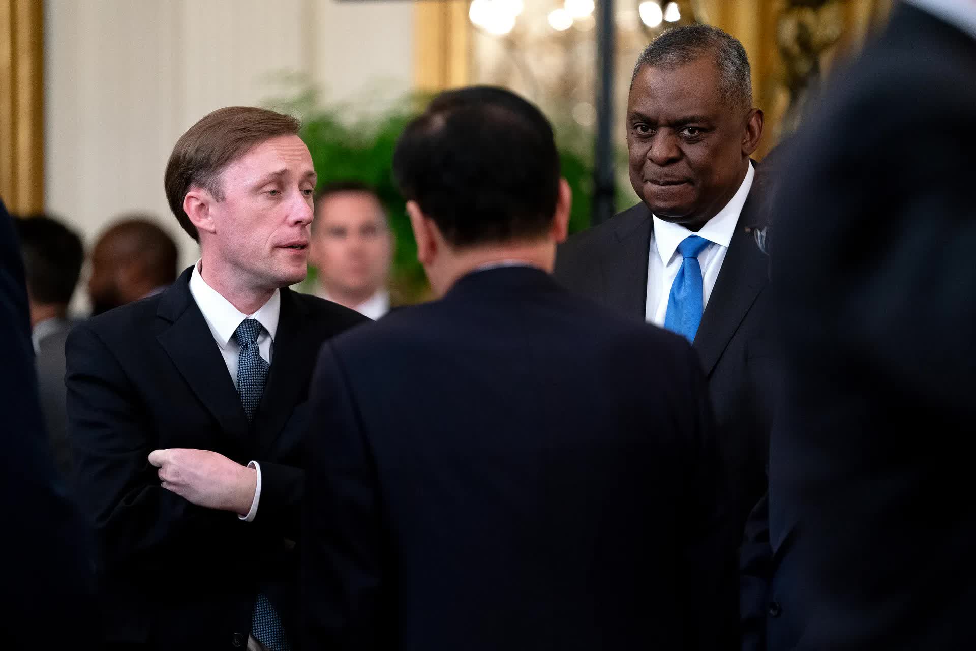 Hai năm sau cái lắc đầu từ Washington, điều Ukraine lo sợ nhất đã xảy ra - Ảnh 1. Hai năm sau cái lắc đầu từ Washington, điều Ukraine lo sợ nhất đã xảy ra - Ảnh 1.