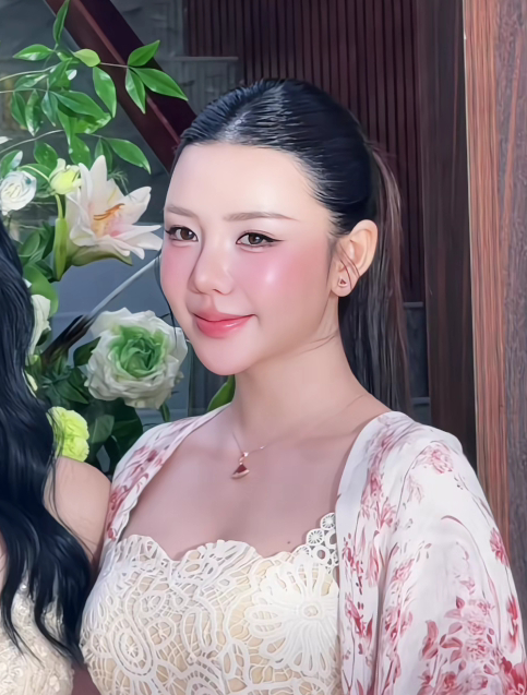 Gương mặt của Quỳnh Kool không thể nào như thế này được- Ảnh 1.