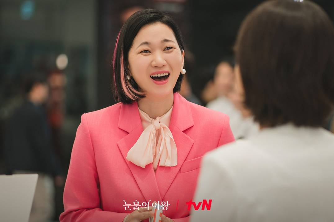 si&ecirc;u mẫu đ&igrave;nh đ&aacute;m kể chuyện bị nh&agrave; chồng ghẻ lạnh, quyết ngăn cản đ&aacute;m cưới v&igrave; l&yacute; do n&agrave;y - Ảnh 6.