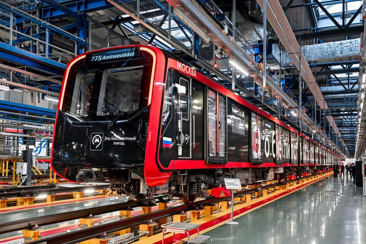 Nga ngỏ &yacute; gi&uacute;p x&acirc;y metro: H&agrave; Nội sẽ c&oacute; những "cung điện dưới l&ograve;ng đất"? - Ảnh 4.