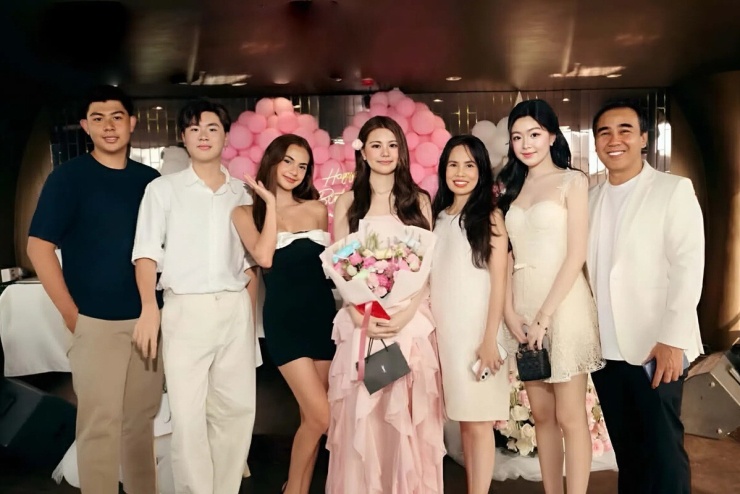 Hạt Dẻ sang tận Ch&acirc;u Phi bằng c&aacute;ch &ldquo;kh&ocirc;ng ngờ&rdquo;: H&uacute;t 1,2 triệu views - Ảnh 5.