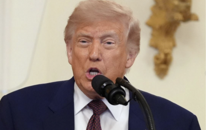 Tổng thống Trump v&agrave; Iran đang đ&agrave;m ph&aacute;n tốt để mở cửa eo biển Hormuz - Ảnh 1.