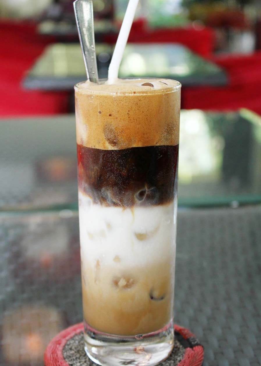 Vì sao gọi là bạc xỉu? Khám phá văn hóa cà phê Sài Gòn đặc biệt - Ảnh 7.