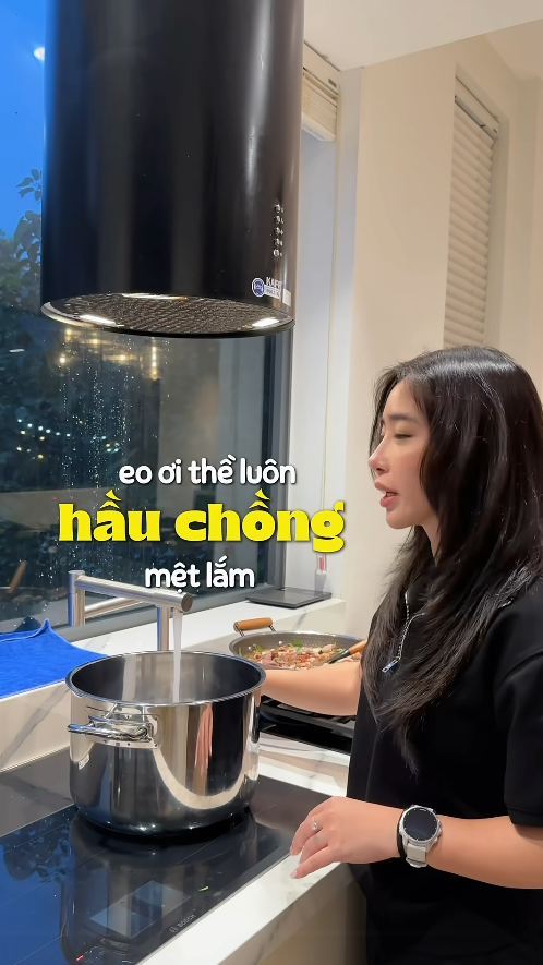 Mẹ 4 con triệu view nửa đ&ecirc;m phải thốt l&ecirc;n "Eo ơi hầu chồng mệt lắm" v&agrave; c&aacute;i kết kh&ocirc;ng tin nổi sau đ&oacute;- Ảnh 3.