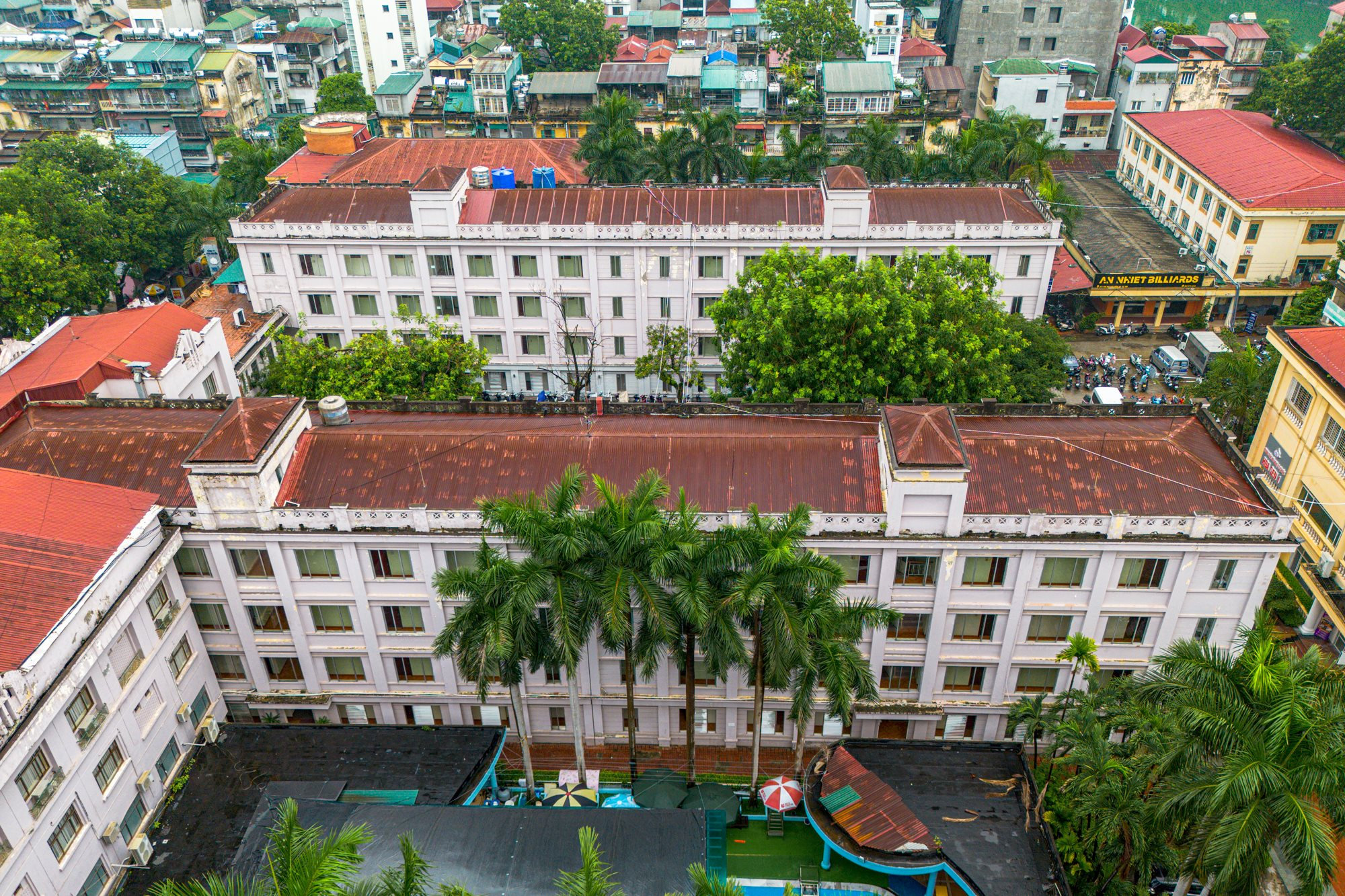 Cận cảnh khu đất gần C&ocirc;ng vi&ecirc;n Thống Nhất, được đề xuất x&acirc;y t&ograve;a th&aacute;p đ&ocirc;i cao nhất thế giới nối thẳng đến S&acirc;n vận động lớn nhất thế giới của Vingroup - Ảnh 13.