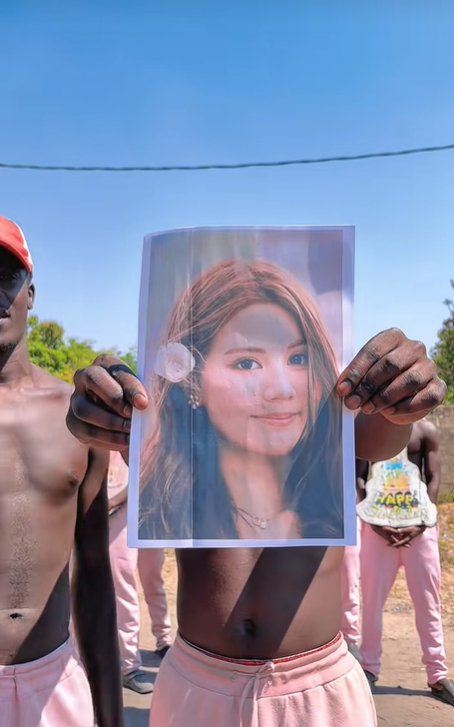 Hạt Dẻ sang tận Ch&acirc;u Phi bằng c&aacute;ch &ldquo;kh&ocirc;ng ngờ&rdquo;: H&uacute;t 1,2 triệu views - Ảnh 2.