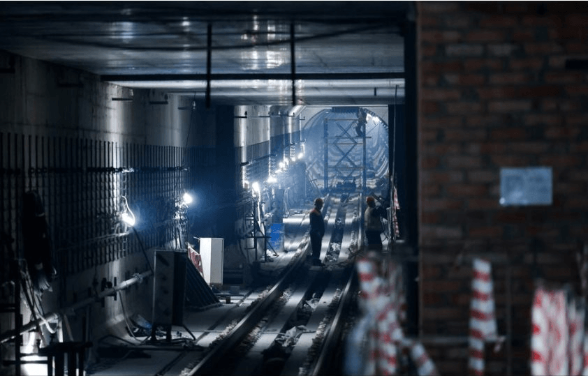 Nga ngỏ &yacute; gi&uacute;p x&acirc;y metro: H&agrave; Nội sẽ c&oacute; những "cung điện dưới l&ograve;ng đất"? - Ảnh 2.