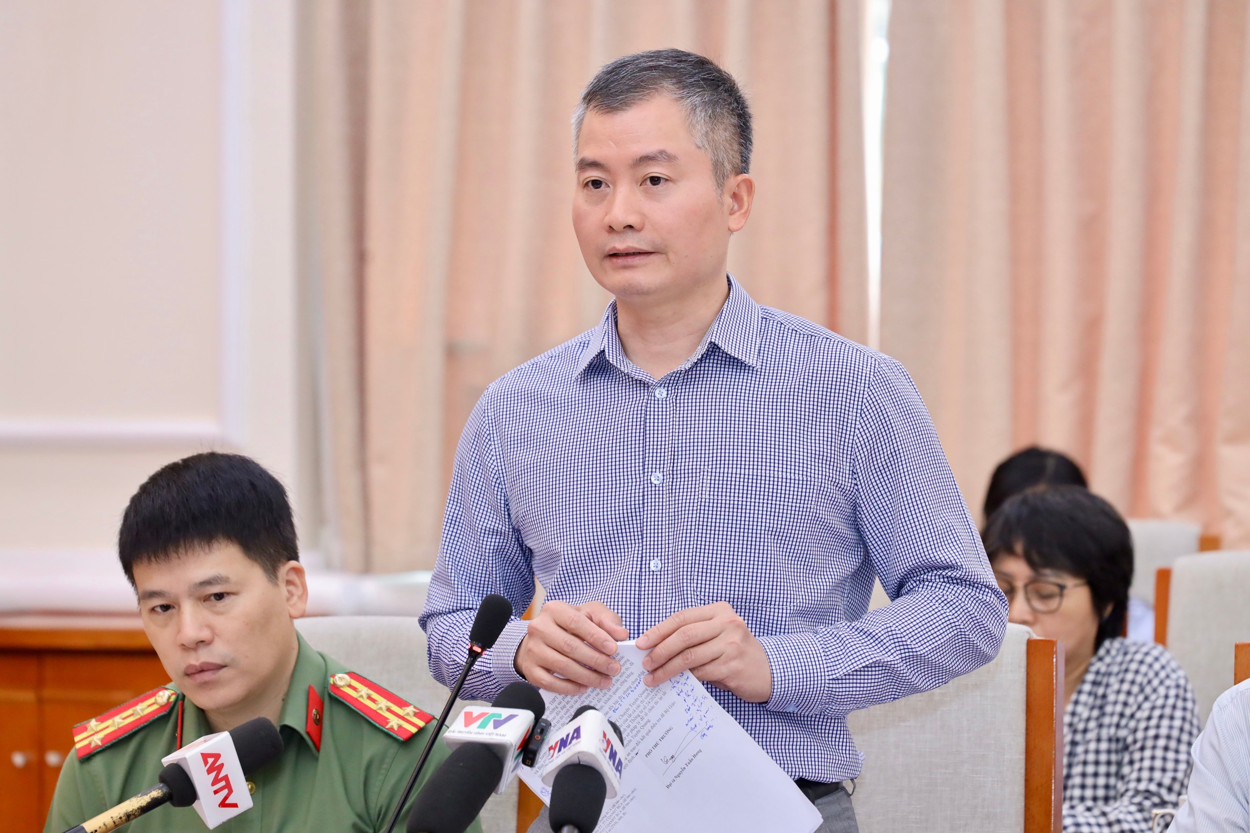 Vụ gian lận thi ở Tuyên Quang: 328 thí sinh sẽ tham gia đợt xét tuyển đại học riêng - Ảnh 2.
