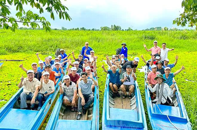 Việt Nam c&oacute; khu rừng thuộc dạng hiếm bậc nhất thế giới, chia đ&ocirc;i bởi 1 d&ograve;ng s&ocirc;ng, 3 tổ chức c&ugrave;ng vinh danh - Ảnh 9.