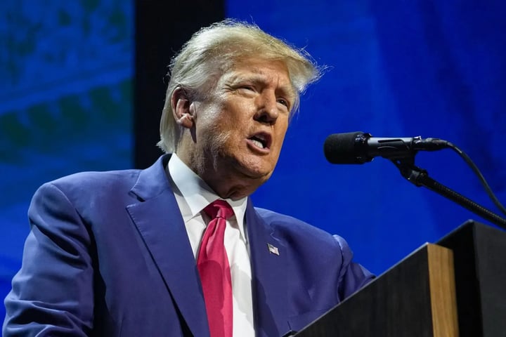 Tổng thống Trump khẳng định Mỹ kh&ocirc;ng thiếu đạn dược trong xung đột với Iran - Ảnh 1.