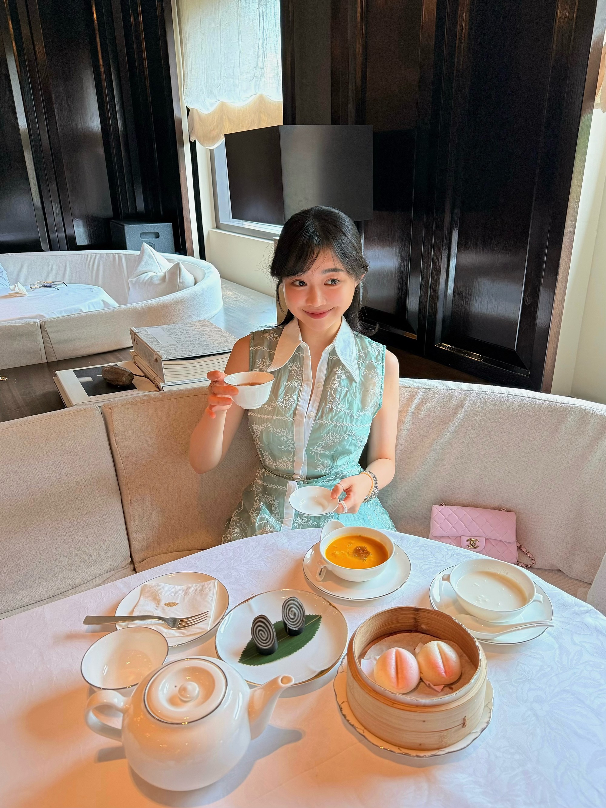 Cuộc sống của nữ tiếp viên tàu cao tốc sau 7 năm an ủi khách - Ảnh 5. Cuộc sống của nữ tiếp viên tàu cao tốc sau 7 năm an ủi khách - Ảnh 5.