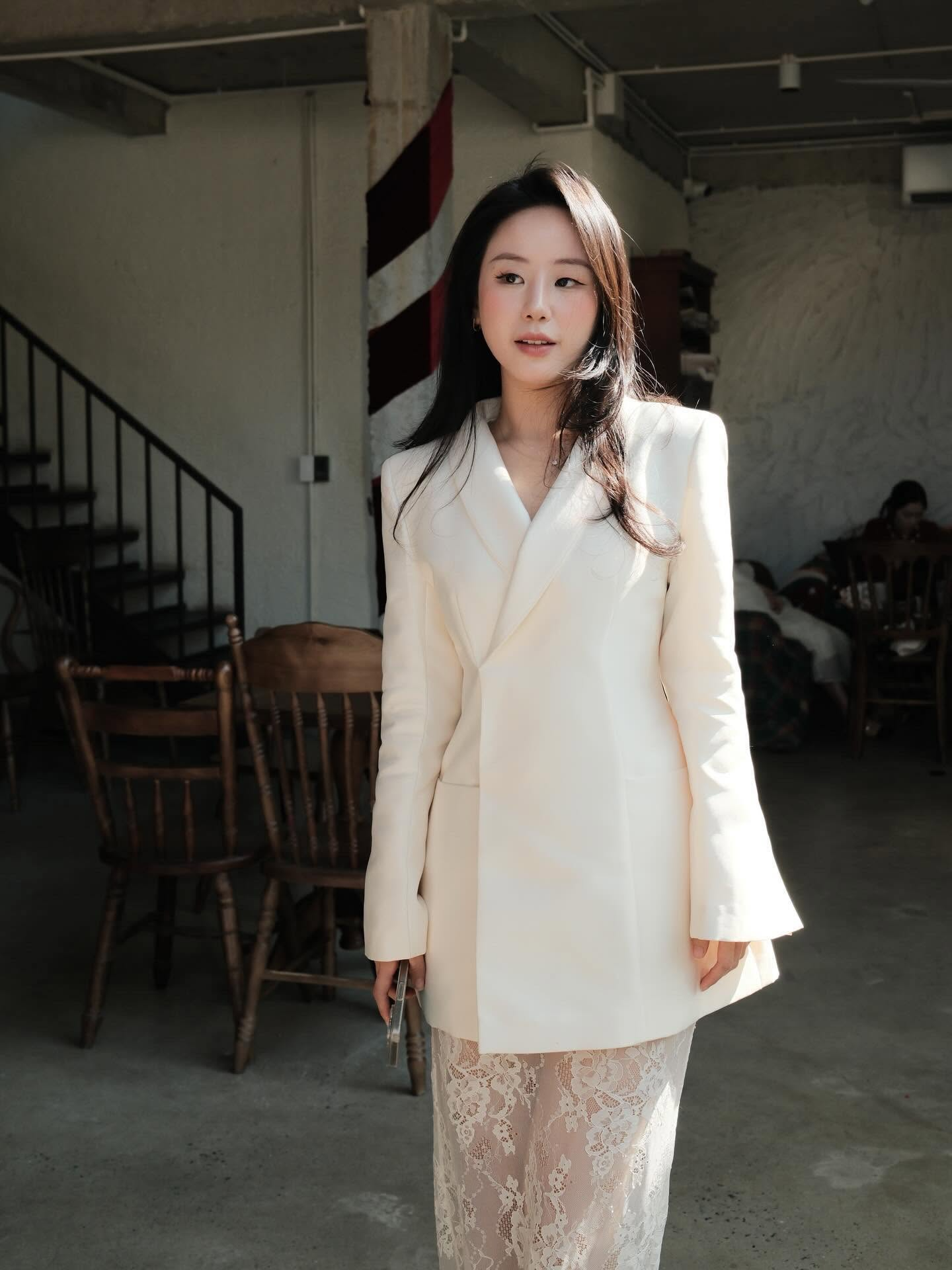 Nữ c&aacute;n bộ thuế l&agrave; tiểu thư RMIT từng quản l&yacute; kh&aacute;ch sạn gia đ&igrave;nh từ thời sinh vi&ecirc;n, kh&iacute; chất g&acirc;y ch&uacute; &yacute; tr&ecirc;n s&acirc;n golf- Ảnh 2.
