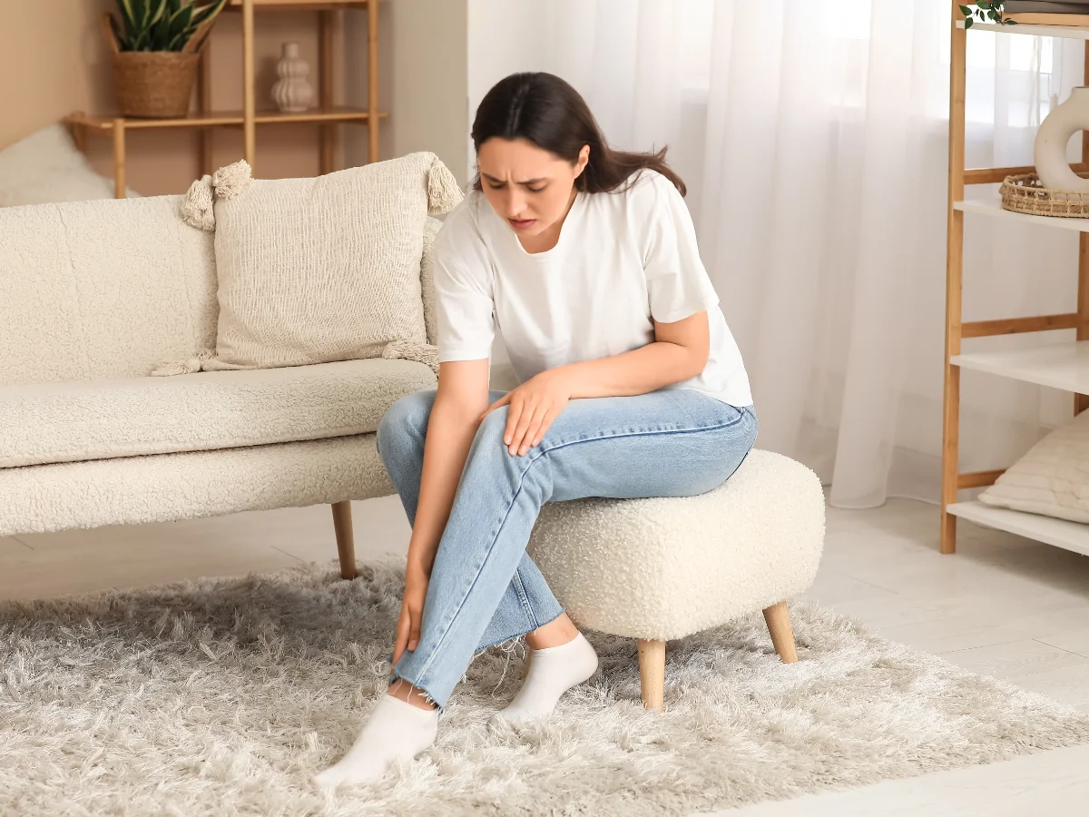 Người phụ nữ 50 tuổi bị lo&atilde;ng xương, "thủ phạm" c&oacute; li&ecirc;n quan đến một m&oacute;n ăn s&aacute;ng nhiều người rất chuộng v&igrave; nhanh v&agrave; tiện lợi- Ảnh 2.